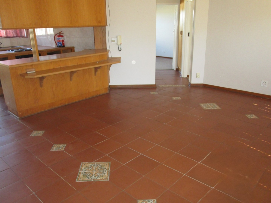 2 Bedroom Property for Sale in Langenhovenpark Free State
